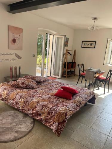 L'appart Thé - Charme apaisant au coeur des Alpilles chambre d'hôte Paradou