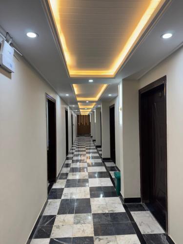 Hyatt Hotel & Aparments - image 10