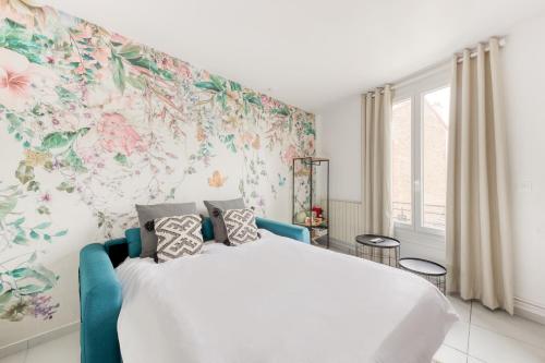 Studio à 30s du RER E,Paris en 20 min - Pension de famille - Salles
