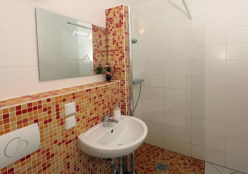 浴室, Ferienwohnung Skatbrunnen der WAG in 阿爾滕堡