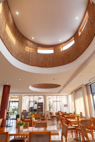 餐飲選擇, 普拉亞太陽酒店 (Hotel Praia Sol) in 維拉摩雷