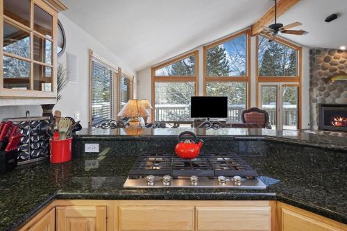 2 Sarazen-Golf View-4BR/3.5BA - image 6