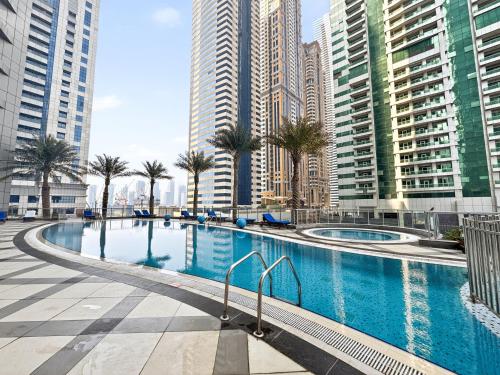 Torch Dubai Marina 2BDR with Pool Gym and Views, Dubaï (photo 7)