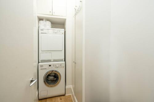 High-end Duplex apartment - Mayfair - image 12