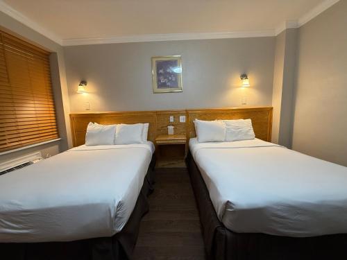 Chambre avec 2 lits