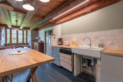 ห้องครัว, La Ketzerie à Adervielle (La Ketzerie a Adervielle) in อาเดอร์วีแยล-ปูเชิร์ก