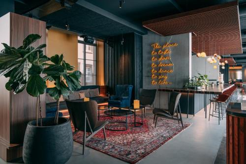 Pub/Lounge, Hôtel LÉONOR the place to live (Hotel LEONOR the place to live) in Strasbourg belváros