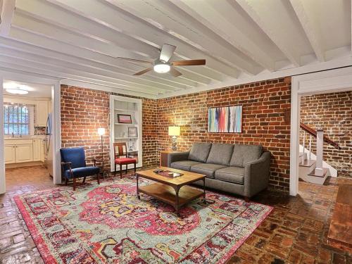 Mint Julep Estate - image 13