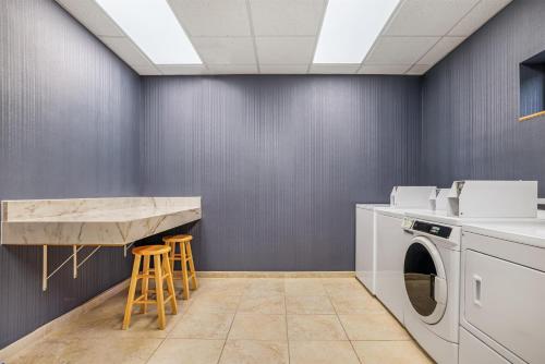 Homewood Suites Dallas-Frisco - image 11