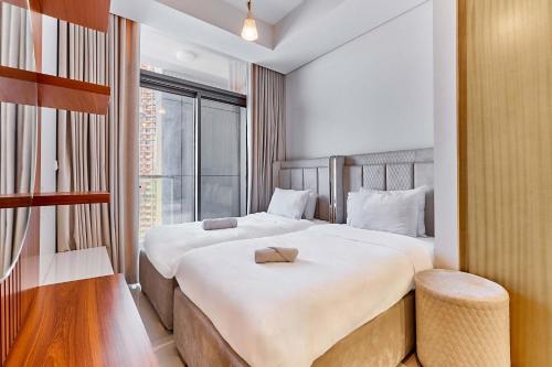 Elegant 2BR Apartment Heart of Business Bay High Floor, Dubai (Foto 6)
