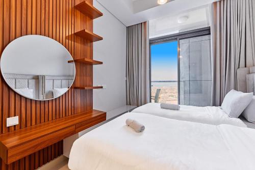 Elegant 2BR Apartment Heart of Business Bay High Floor, Dubai (Foto 7)