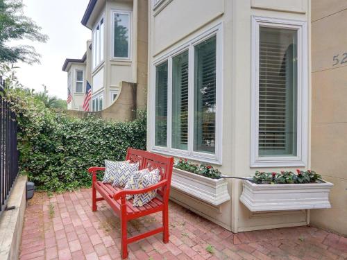 Brand New Vacation Home! Luxurious & Fun Roof top deck private parking! - image 3
