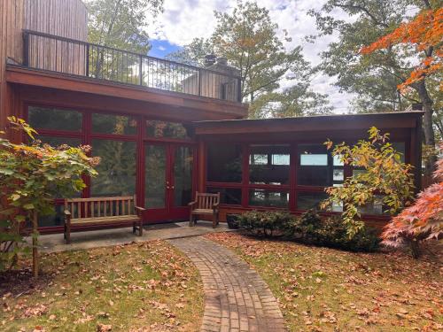 Northern Comfort 2-Long Lake-Traverse City