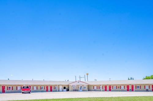 Green Acre Motel - image 13