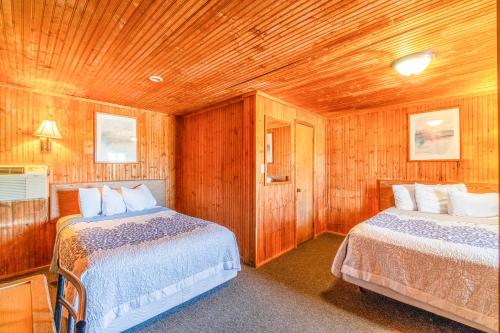 Green Acre Motel by OYO Near Rush County Airport in La Crosse (KS)