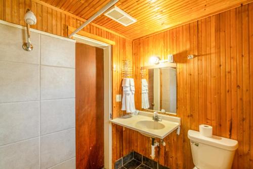 Green Acre Motel - image 9