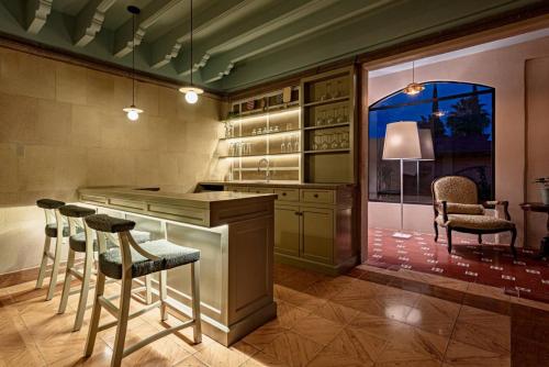 المرافق, Majestic Colonial Villa Private Pool Jacuzzi and Gardens in Bellavista