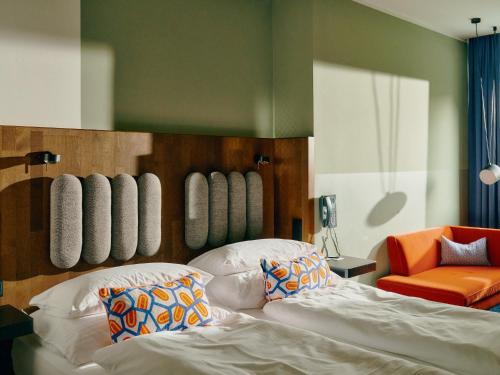 1 queen bed