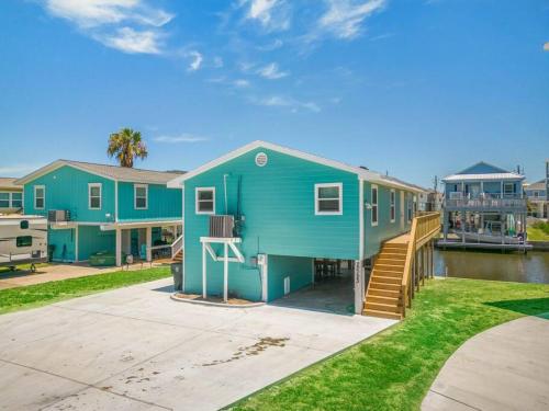 Canalfront Home With Huge Deck and Near the Beach – khách sạn tại Sea Isle