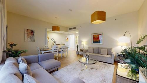 Vacationer Holiday Homes I Luxury 2 Bedroom Apartment I Marina View I Steps from JBR Beach, Dubaj (zdjęcie 7)