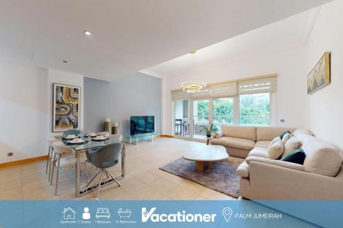 Vacationer Holiday Homes l Chic 1 Bed l Palm Jumeirah l Free Beach Access, Дубай (фото 2)