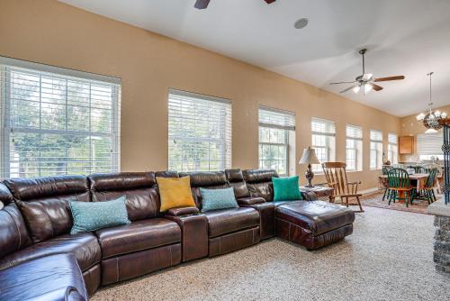 Pet the Sheep! Rural and Spacious Polk City Retreat in Auburndale (FL)