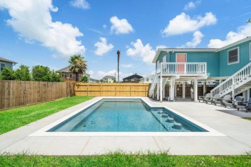 Modern bungalow with private pool, fire pit and game room – khách sạn tại Jamaica Beach