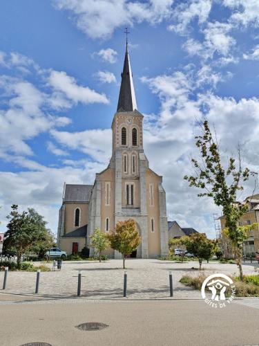 La Maison du Bourg, 4 personnes in Louverne (Pays de la Loire)