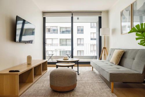 Elegant 1BR Retreat for 3 in Vibrant Las Condes