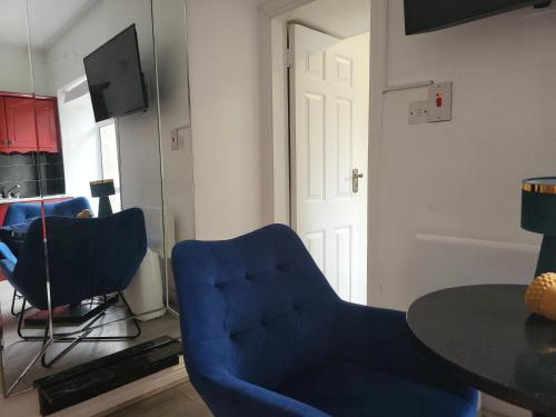 Cosy Cork Studio - cosyincork in Saint Luke's Cross