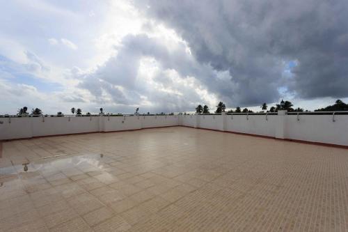 Grand Jaya Residence in Ratmalana Airport