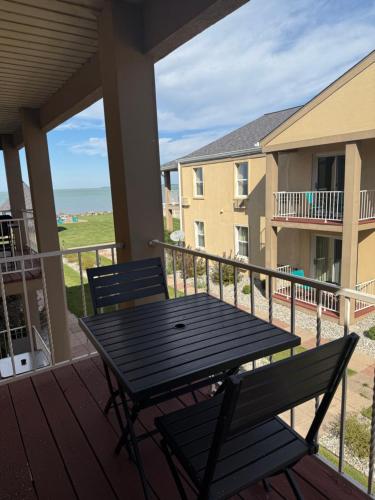 Clinton Inn & Suites - image 14