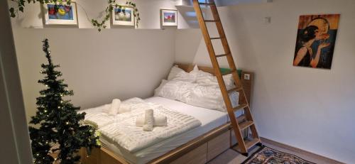 Kreuzberg Zentral - Genial für große Gruppen, Berlin (Foto 4)