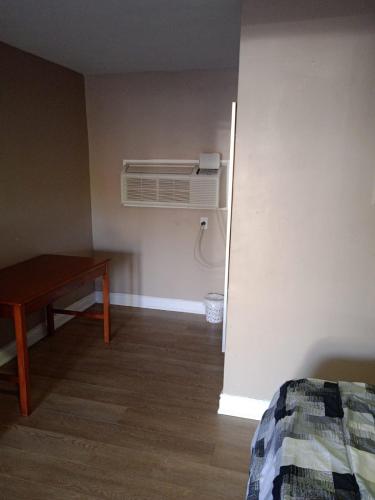 Sherwood Inn in แบรนท์ฟอร์ด (ON)