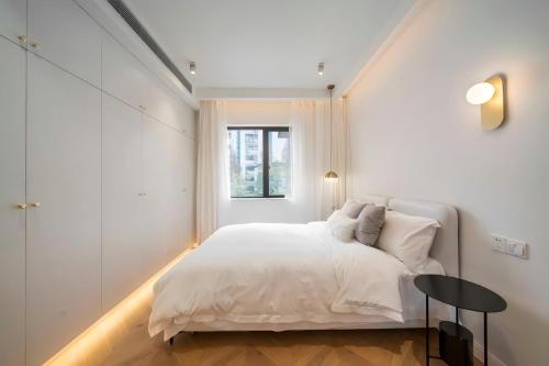Shanghai Hills & Serendipity Family Homestay with 3 Bedrooms Near Line4&8 South Xizang Rd, Shanghai (Foto 5)