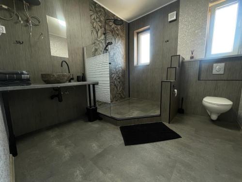 淋浴間, Monstera III - industrial in 科林