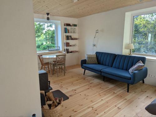 Cozy apartment with a fireplace in Loksa, Vihtra