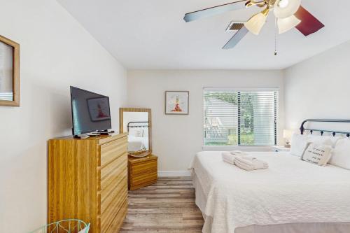 Forest Gardens - image 12