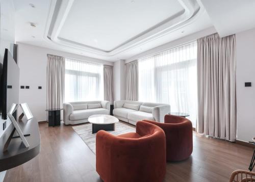 Downtown Dubai sleeps 4 close to Dubai Mall, Дубай (фото 6)