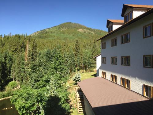 Monarch Mountain Lodge in Monarch, USA