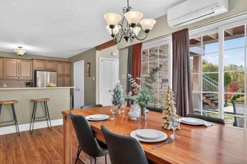 Condo familial Mont Blanc, acces ski in Ski out in Saint-Faustin-Lac-Carré (QC)