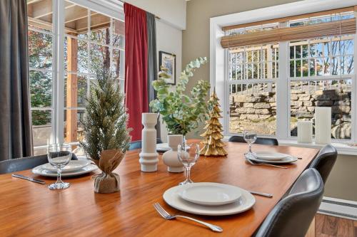 Condo familial Mont Blanc, acces ski in Ski out in Saint-Faustin-Lac-Carré (QC)
