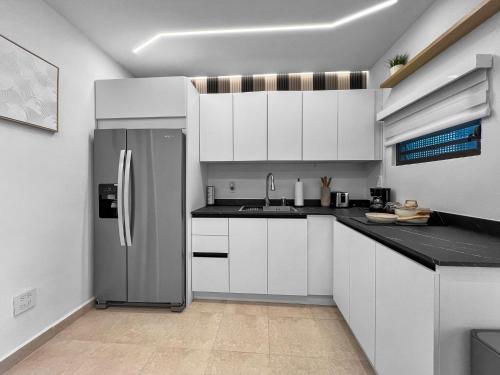 Hyde Park 1 Your Comfy Apt With Parking in San Juan in Río Piedras