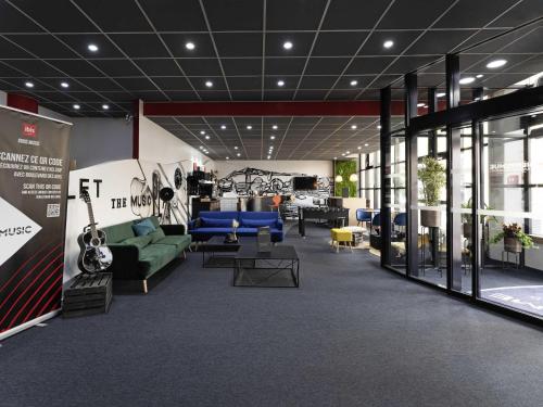 Ibis Paris Pantin Eglise