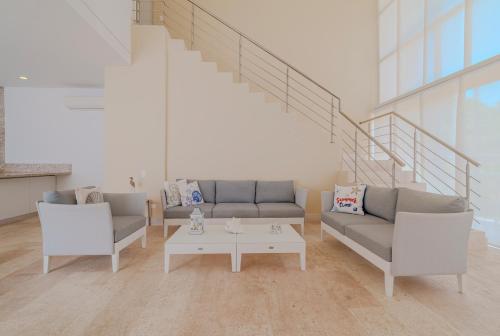 Exclusiva casa en Baru con piscina y playa privada in Santa Ana