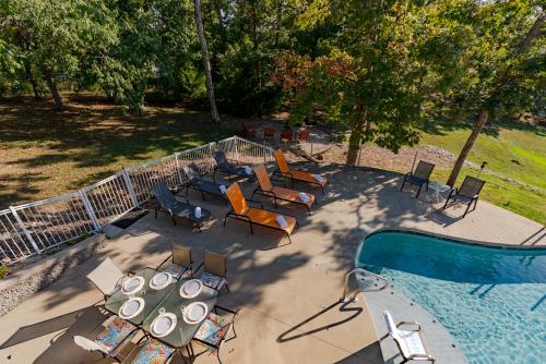 Private Pool Vacation Home image