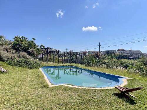 Vrt, cuatro lunas hotel in Punta Del Diablo