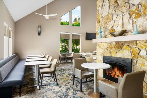 Residence Inn Seattle North/Lynnwood Everett - image 2
