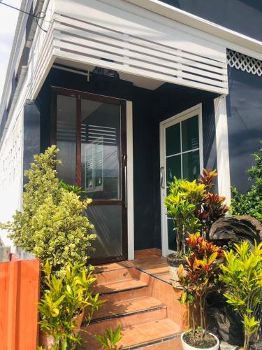 ทัศนียภาพภายนอกโรงแรม, อพาร์ตเมนต์ 1 ห้องนอน 1 ห้องน้ำส่วนตัว ขนาด 100 ตร.ม. – บางปู (SS Guesthouse Bang Phli) near วัดบางพลีใหญ่ใน