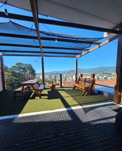 Balcony/terrace, MEG House Hostel in Trindade